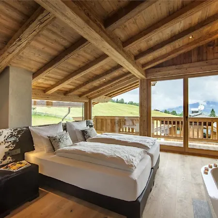 Stunningly Beautiful Chalet Peaceful Location Appartement Kirchberg en Tyrol